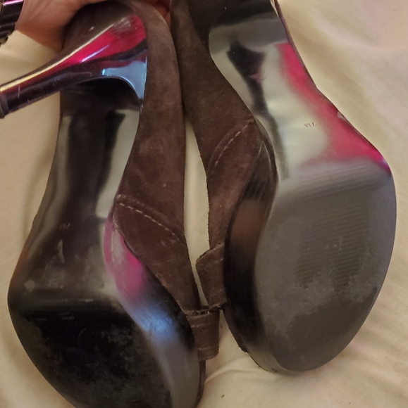 High heels - Picture 2 of 3